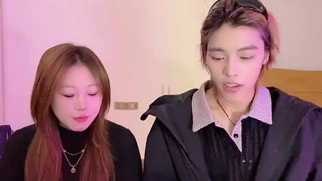 SM JIAJIA ZL online show from 04/29/26, 04:11
