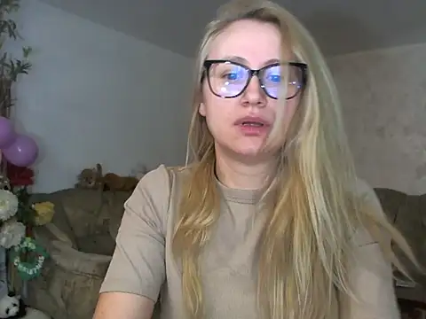 Snapshot of Nataly_Rosy chatting on 02/24/26, 06:47 Nataly Rosy online show from 02/24/26, 06:47