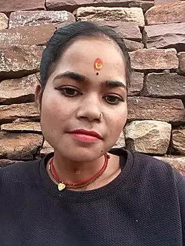 Sunali Bendre online show from 04/14/26, 12:37