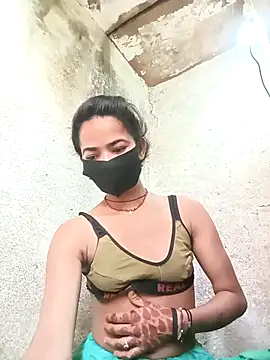 Sunali Bendre online show from 03/03/26, 02:07