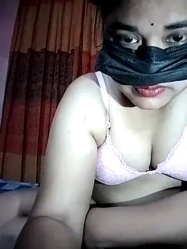 x -hot online show from 02/01/26, 06:06