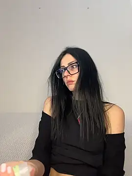 alibi room online show from 03/26/26, 02:04