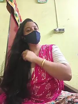 Snapshot of kashish_bhabhi chatting on 06/18/26, 05:51 kashish bhabhi online show from 06/18/26, 05:51