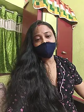 Snapshot of kashish_bhabhi chatting on 07/07/26, 06:11 kashish bhabhi online show from 07/07/26, 06:11