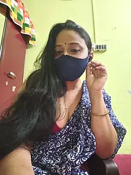 Snapshot of kashish_bhabhi chatting on 05/12/26, 06:25 kashish bhabhi online show from 05/12/26, 06:25