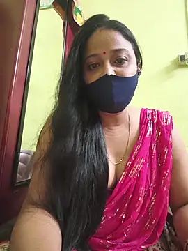 Snapshot of kashish_bhabhi chatting on 06/16/26, 05:35 kashish bhabhi online show from 06/16/26, 05:35