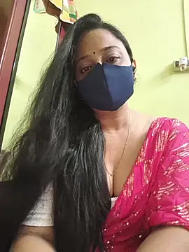 Snapshot of kashish_bhabhi chatting on 06/01/26, 07:13 kashish bhabhi online show from 06/01/26, 07:13