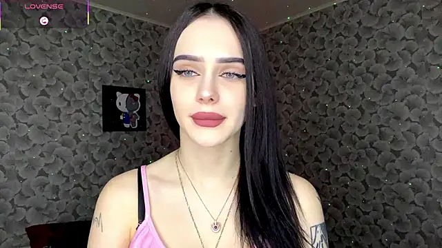 IeshaOsorio online show from 04/07/26, 07:54