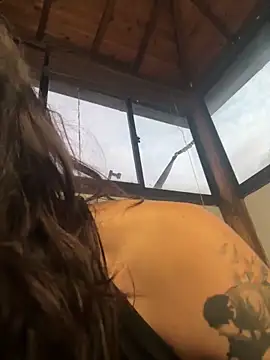 Isalove99 online show from 03/20/26, 10:49