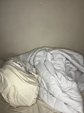 Isalove99 online show from 03/05/26, 04:25