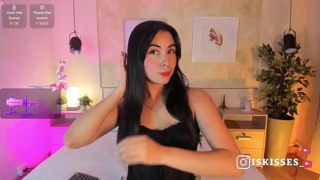 IsabellaSweet   online show from 04/09/26, 03:41