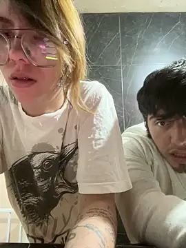 Snapshot of Winniedepootha chatting on 02/19/26, 05:37 Winniedepootha online show from 02/19/26, 05:37