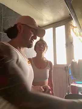 Snapshot of Winniedepootha chatting on 03/01/26, 07:25 Winniedepootha online show from 03/01/26, 07:25