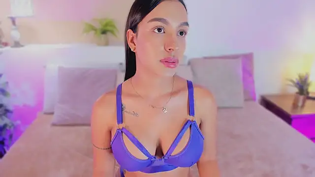 xiomara cortes online show from 05/11/26, 07:44