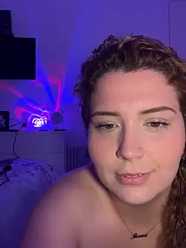 Snapshot of MonyFetish chatting on 02/11/26, 11:54 MonyFetish online show from 02/11/26, 11:54