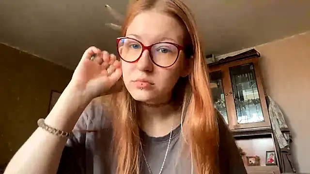 LaureenVielma online show from 03/27/26, 08:22