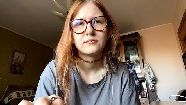 LaureenVielma online show from 03/23/26, 07:19