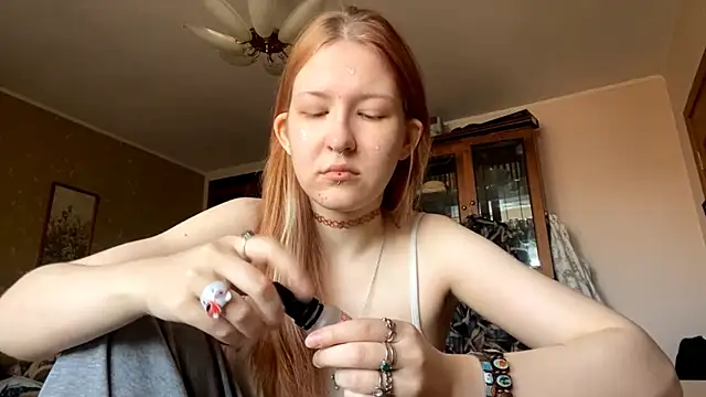 LaureenVielma online show from 03/15/26, 08:10