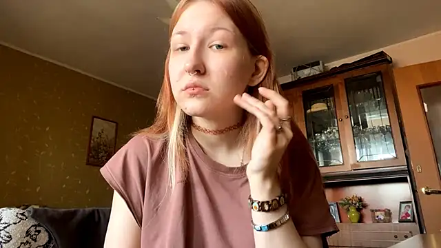 LaureenVielma online show from 03/18/26, 08:06