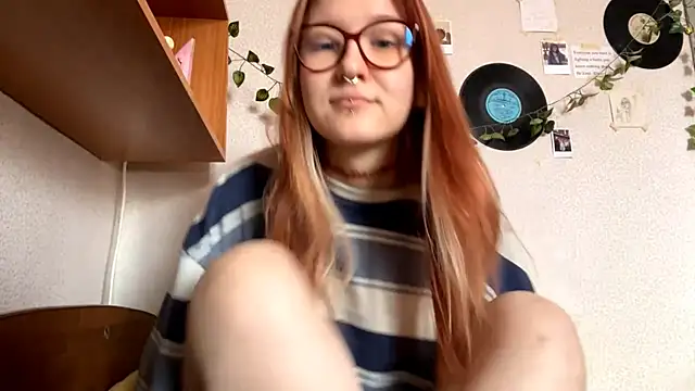 Snapshot of LaureenVielma chatting on 02/16/26, 07:40 LaureenVielma online show from 02/16/26, 07:40