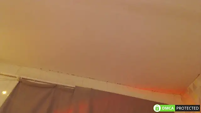 Mia  Jensen online show from 04/08/26, 09:16