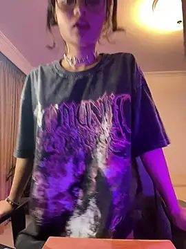 Miamhua-Cat- online show from 02/12/26, 06:24