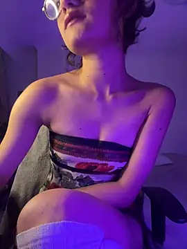 Miamhua-Cat- online show from 02/06/26, 06:31