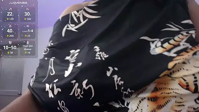 Snapshot of AlexmucciXXX chatting on 02/25/26, 07:58 AlexmucciXXX online show from 02/25/26, 07:58