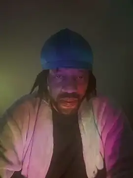 Snapshot of magic_man1085 chatting on 02/04/26, 06:08 magic man1085 online show from 02/04/26, 06:08