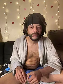 Snapshot of magic_man1085 chatting on 02/22/26, 04:04 magic man1085 online show from 02/22/26, 04:04