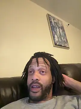 Snapshot of magic_man1085 chatting on 02/09/26, 03:04 magic man1085 online show from 02/09/26, 03:04