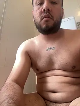 latinocalientehot online show from 06/21/26, 02:45