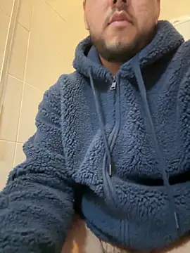 latinocalientehot online show from 03/19/26, 08:42