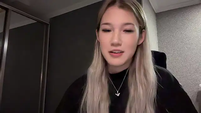 lilXdomiii online show from 02/08/26, 05:54