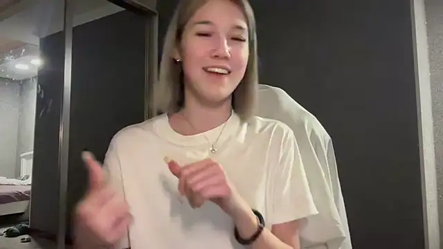 lilXdomiii online show from 02/15/26, 08:52