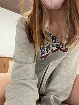 ayumi7 online show from 04/15/26, 04:29