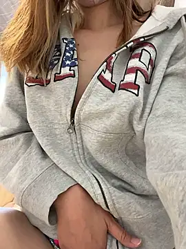 ayumi7 online show from 04/13/26, 02:26