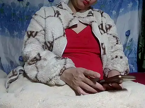 Snapshot of Pmn87 chatting on 02/28/26, 04:06 Pmn87 online show from 02/28/26, 04:06