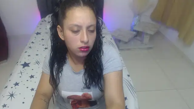 Barbara D Valencia online show from 03/25/26, 03:55