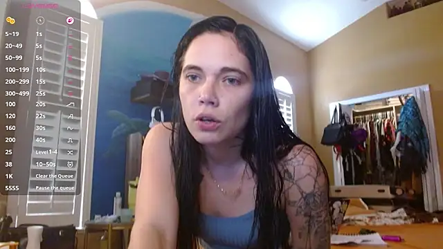 Snapshot of ahungkittykat chatting on 05/06/26, 09:41 ahungkittykat online show from 05/06/26, 09:41