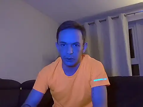 Snapshot of verscub6969 chatting on 02/01/26, 07:23 verscub6969 online show from 02/01/26, 07:23