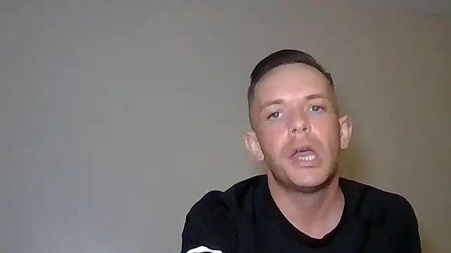 Snapshot of verscub6969 chatting on 02/14/26, 07:14 verscub6969 online show from 02/14/26, 07:14