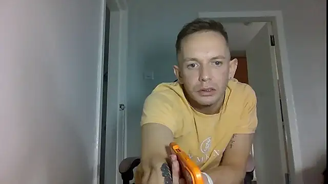 verscub6969 online show from 04/18/26, 05:59