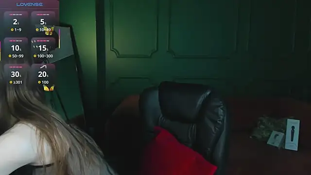  Tina Tayllor  online show from 04/05/26, 02:57