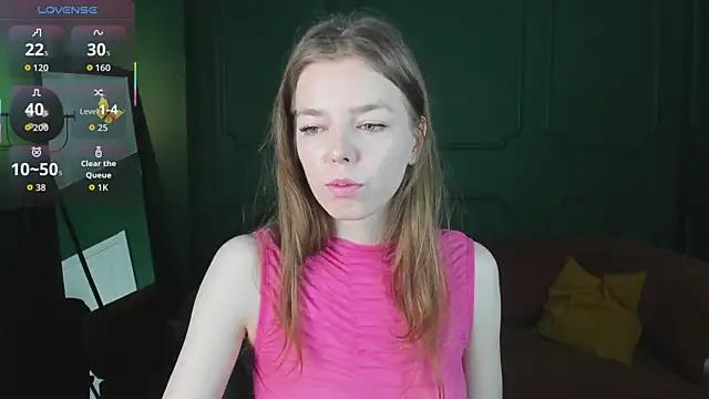  Tina Tayllor  online show from 03/25/26, 01:54