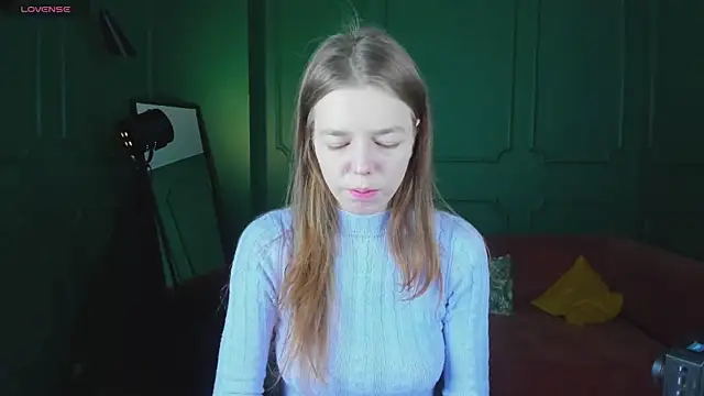  Tina Tayllor  online show from 03/11/26, 06:02