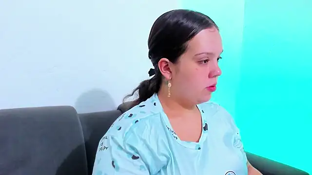 Emely pregnantt online show from 03/10/26, 05:44
