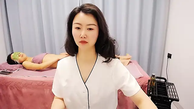 anne2026 online show from 04/17/26, 01:08