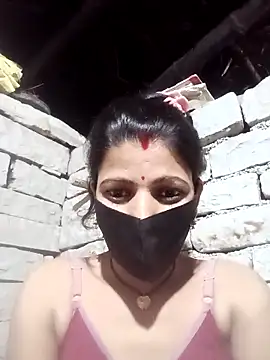 Snapshot of Divya-11431 chatting on 03/31/26, 04:31 Divya-11431 online show from 03/31/26, 04:31