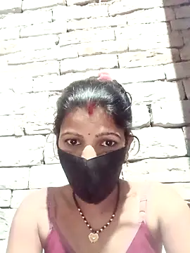 Snapshot of Divya-11431 chatting on 03/07/26, 04:12 Divya-11431 online show from 03/07/26, 04:12